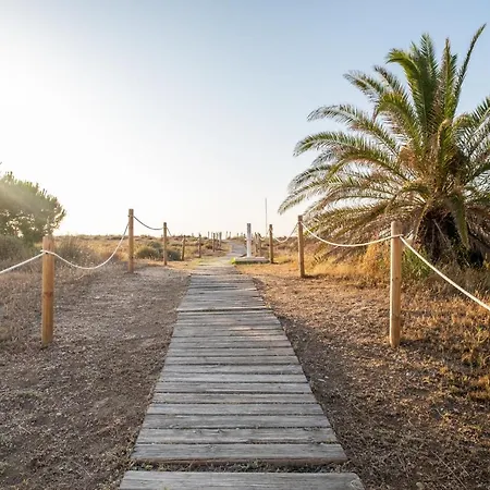 Global Properties, Adosado En Primera Linea De Playa Con Vistas Al Mar Holiday home Sagunto